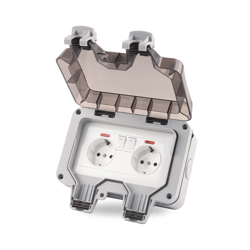 IP66 EU Germany Standard Water - огляд і ціна Outdoor Power Outlet Waterproof